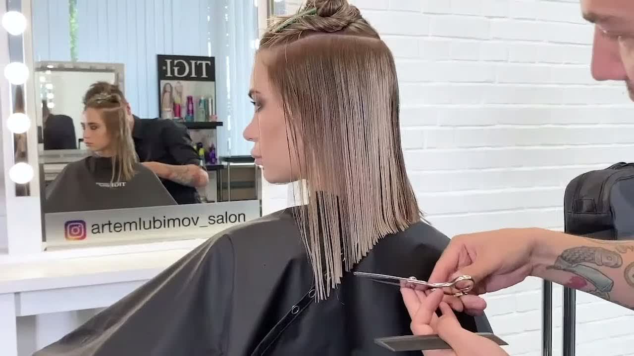 Женская стрижка ДЛИННЫЙ БОБ 2020 средние волосы - Артем Любимов стрижки. Как постричь длинное каре!