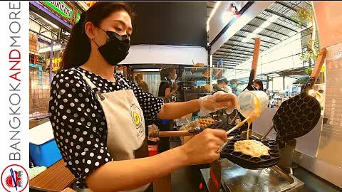 Sweet Lunch Break In BANGKOK Thailand | Street Food Court