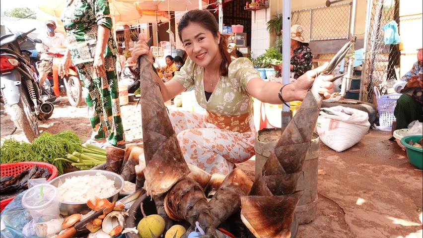 Market show, Giant bamboo shoot is good for cooking / Bamboo shoot with duck cooking