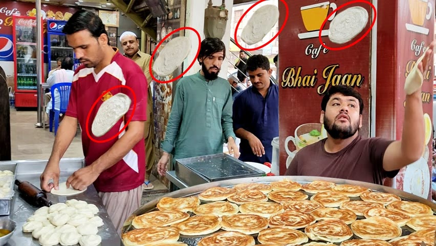 Flying Paratha | Multi Layered Lachha Paratha | Street food Karachi Pakistan