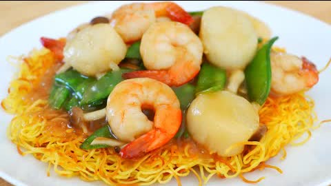 Crispy Chow Mein Noodles Recipe #Shorts "CiCi Li - Asian Home Cooking Recipes"