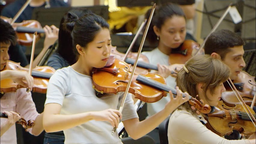 Virtuoso Violinist Fiona Zheng Triumphs Over Tragedy