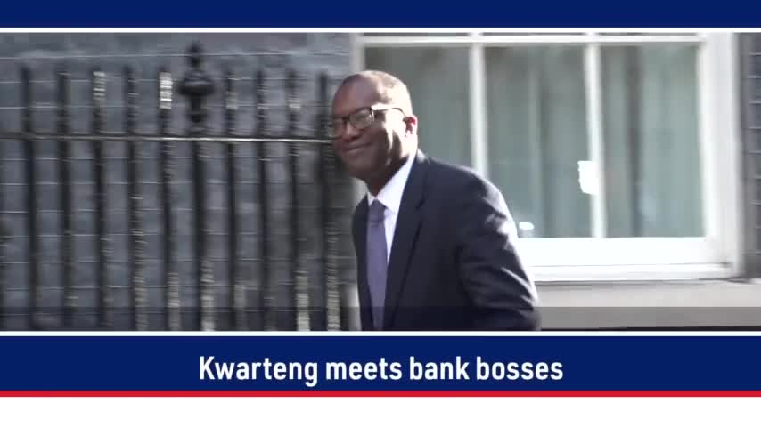 Truss Faces Starmer for First Time as PM; Kwarteng Warns Banks of Higher Borrowing