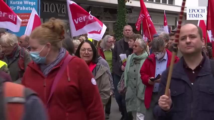 Berlin - Demo für soziale Sicherheit in Energiekrise