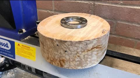 Wood turning - Stunning Spalted Beech Bowl