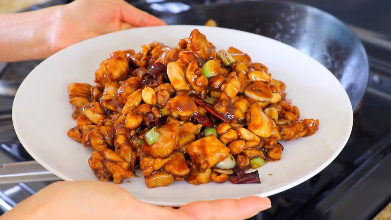 How to Stir-Fry Kung Pao Chicken in Iron Woks? CiCi Li - Asian Home Cooking Recipes