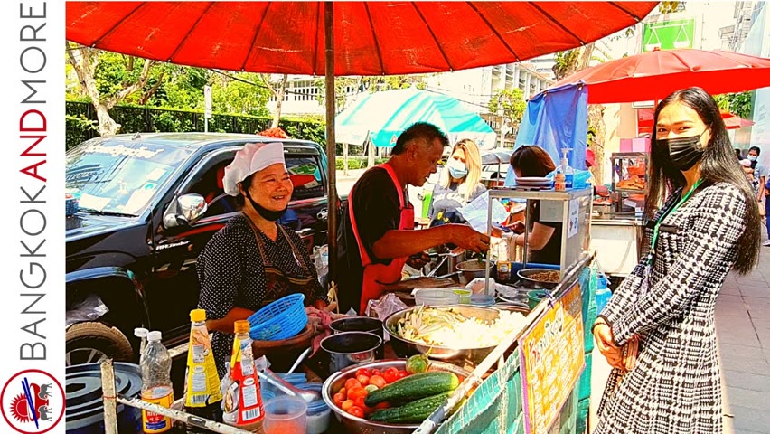 Amazing STREET FOOD Scenes in BANGKOK at Noon | Do You Love THAI FOOD?