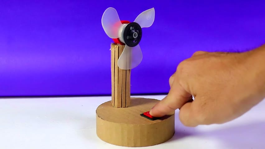 How to Make Mini Electric Table Fan from Cardboard / Diy Homemade Fan