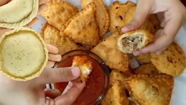 Chicken Samosa | Easy Recipe for Iftar | How to fold samosa Perfectly | Special Ramzan Recipe