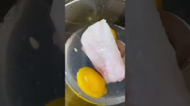 Wash your fish with lemon and see what happen #shorts