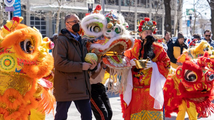 2/27 Boston Lunar New Year Rolling Parade - 波士頓舞獅和汽車遊行慶祝黃曆新年