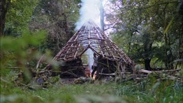 First Overnight in Medieval Roundhouse - 3 day Bushcraft Camp (bow making & campfire cooking)