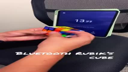 Rubik’s Cube Connected To Bluetooth!