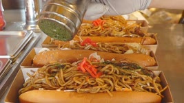야끼소바빵 Fried Noodles Sandwich, Pork Pancake - Japanese Food in Korea