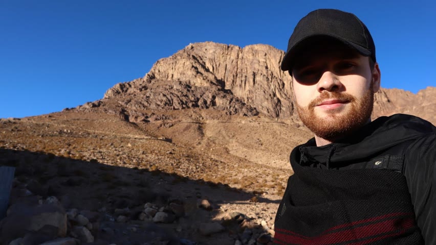 Exploring SINAI, EGYPT | Sharm El-Sheikh & Climbing Mt Moses سِينَاء 🇪🇬