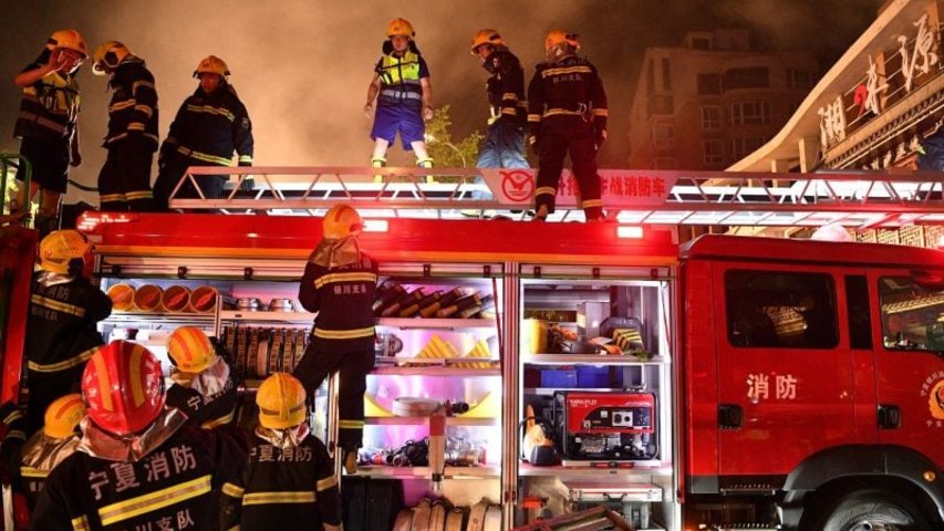 Mitarbeiter versucht Gasventil auszutauschen: 31 Tote bei Explosion in Restaurant in China