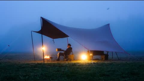 【雨キャンプ】ふもとっぱらで雨音を楽しむタープ泊/ガパオライス/桜あんこ食パン