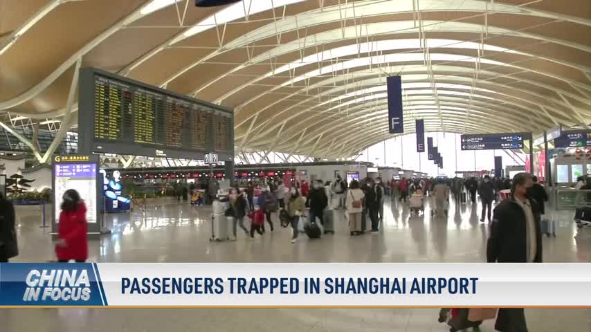 Passengers Trapped in Shanghai Airport