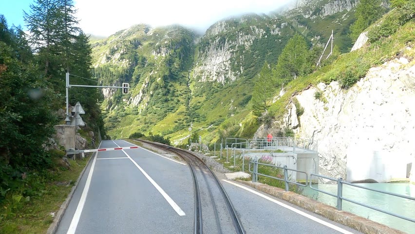★ 4K 🇨🇭Realp - Furka - Oberwald rack railway diesel cab ride, Switzerland [08.2021] 700 meter climb