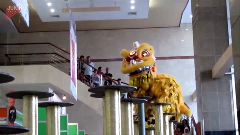 Chinese Dragon Performers Fall off Elevated Platform copy