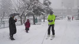 Skiing on Streets Inspired by Casey Neistat   | Kashmir |