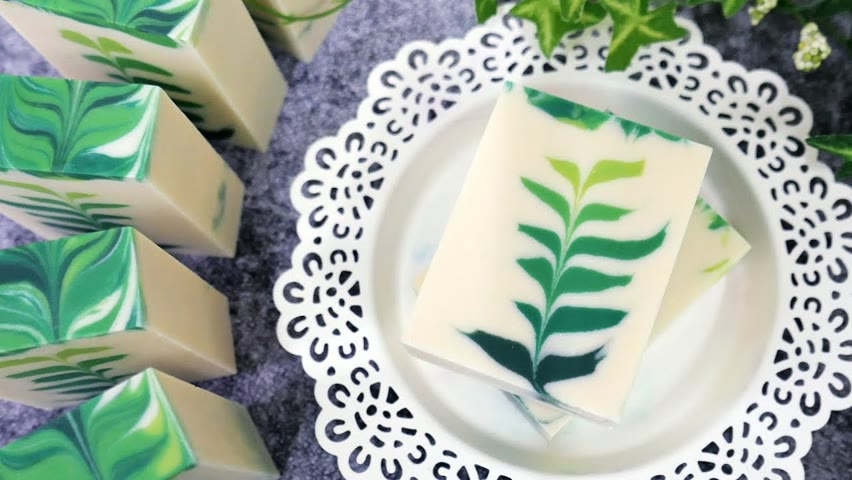 春苗渲染皂 - hanger swirl handmade soaps, cold process soap making - 手工皂