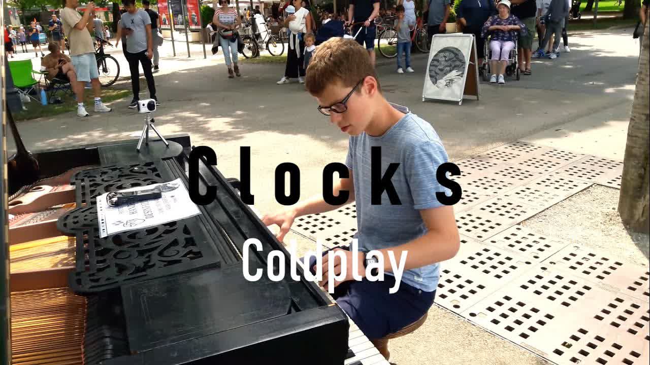 Public Piano Version of "Clocks" (Coldplay) in Bregenz