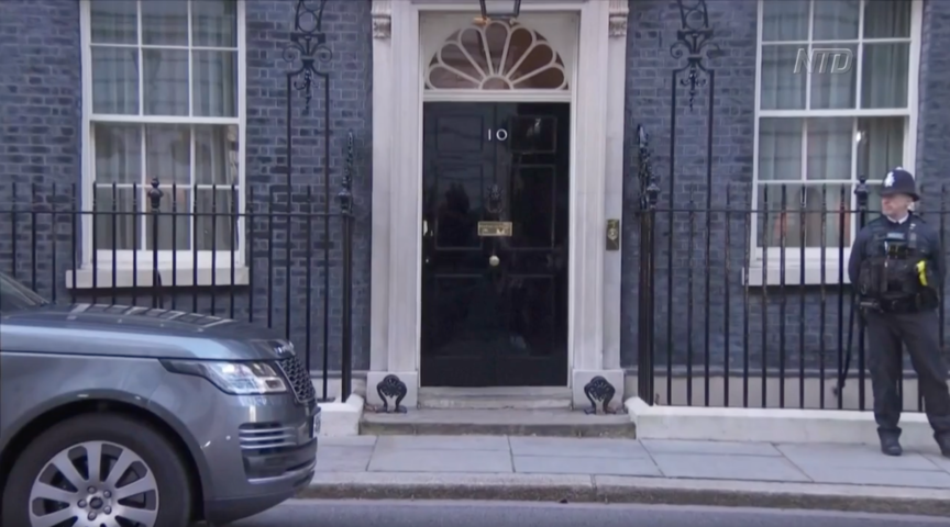 Downing St Rocked by Wave of Resignations; MPs Join Alternative Olympics Ceremony | NTD UK News