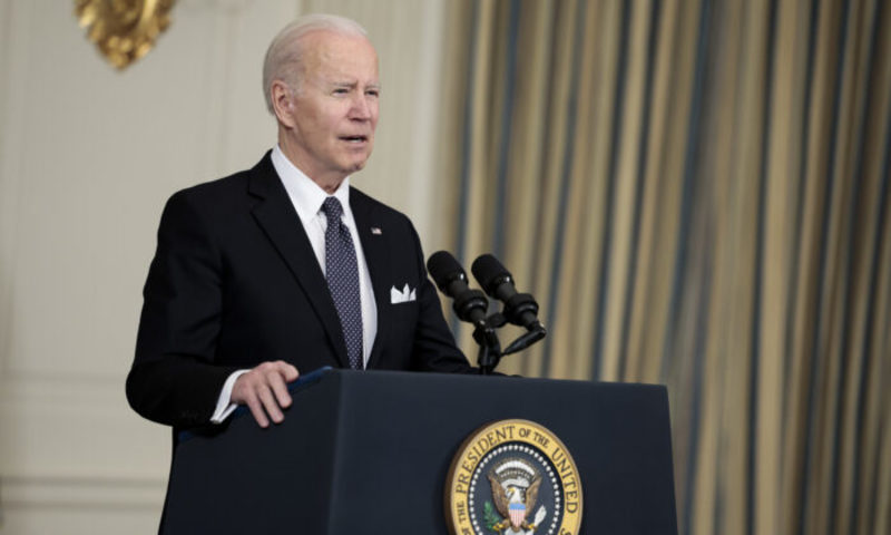 USA DNES (30. 3.): Joe Biden je skeptický ohledně snižování počtu ruských vojáků u Kyjeva