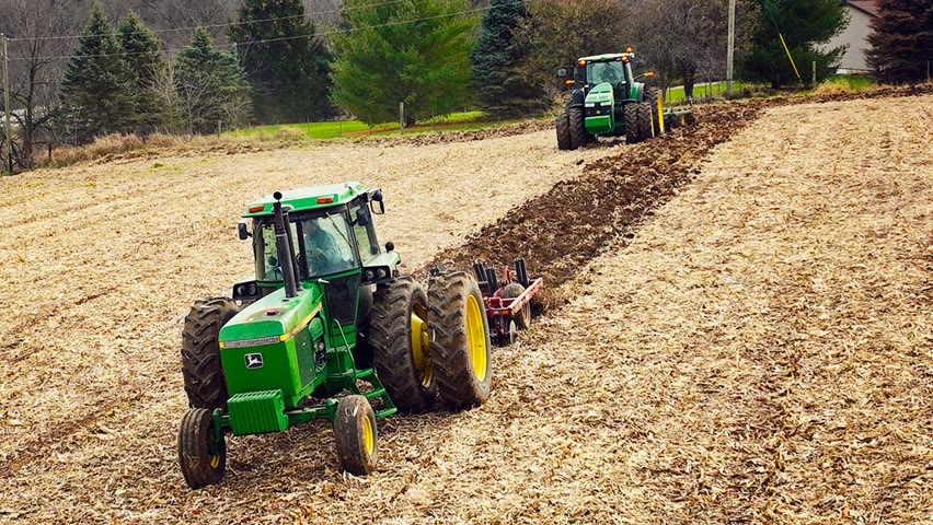 Tractor Therapy - Chisel Plowing
