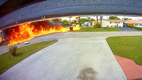 Fire and aftermath of small plane crash in Florida