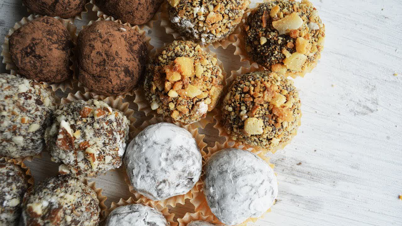 How to make Chocolate Truffles: The Easiest, Simplest Method