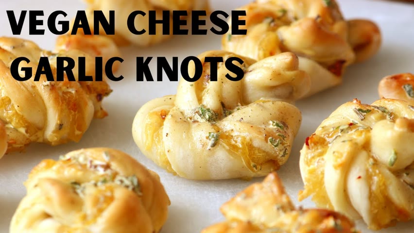 Garlic Cheese Knots - Easy Vegan Snacks Recipe