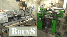 What better: modern  Chinese lathe or old USSR lathe? ( technical content )
