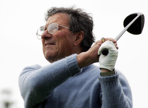 Golfing great Peter Thomson dies at age 88