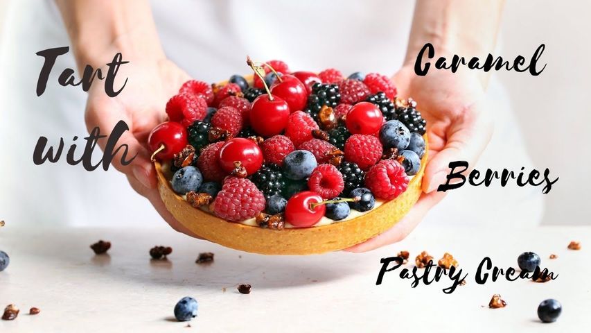 Tarts With Caramel, Pastry Cream and Berries.