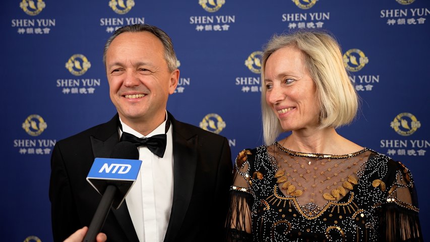 Shen Yun takes Ludwigsburg audience ‘Away to New Worlds’ with their performance